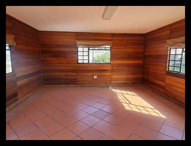 5 BEDROOM HOUSE FOR SALE IN BENONI AH